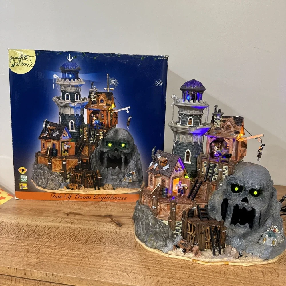 Pumpkin Hollow Isle of Doom Lighthouse Box HUGE Animated Lights Sound Halloween